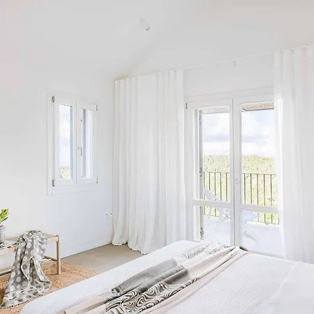 Aria Villa *